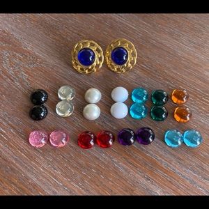 Changeable pierced earrings